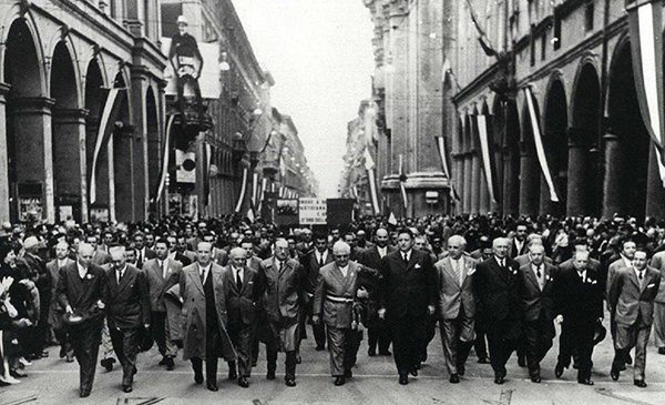 Foto Storica Della Liberazione Di Bologna