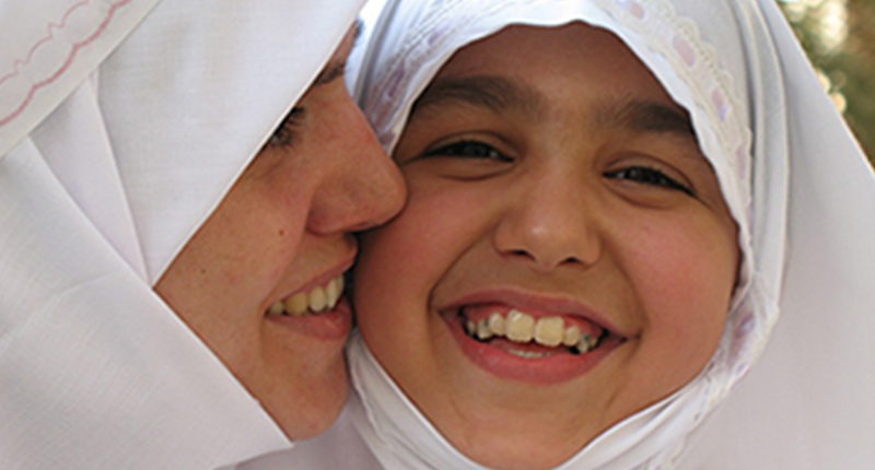 Madre e figlia musulmane