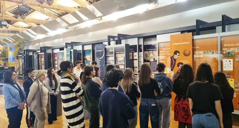 Visita di Studenti al Museo della Figurina