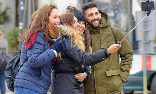 Gruppo Di Giovani Costruttori Di Pace