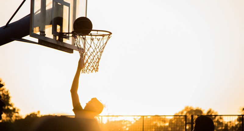 Basket al tramonto