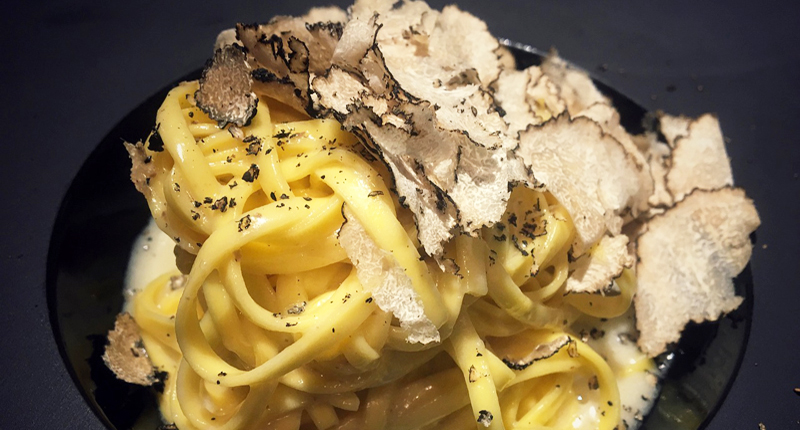 Piatto di pasta col tartufo