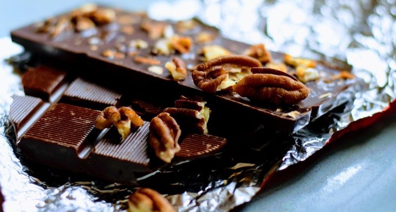 Pezzo di cioccolato  Pezzo di cioccolato