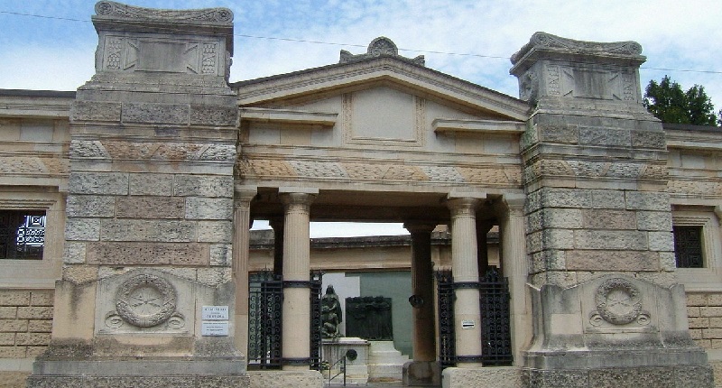 Ingresso della Certosa di Bologna